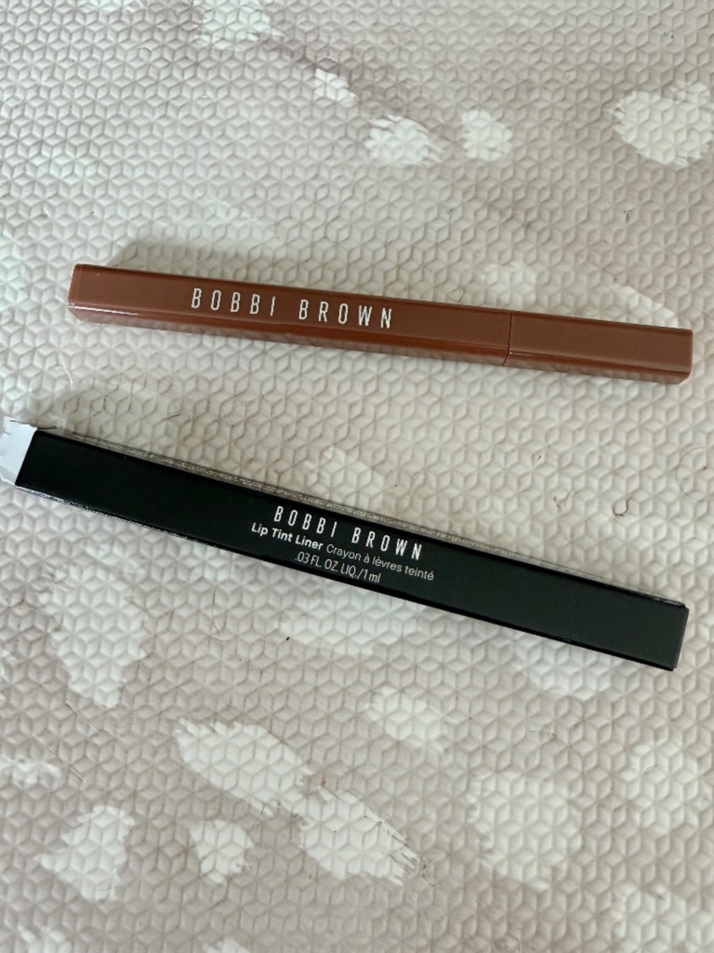 Bobbie Brown - Lip Tint Liner & Sheer Lip Stain